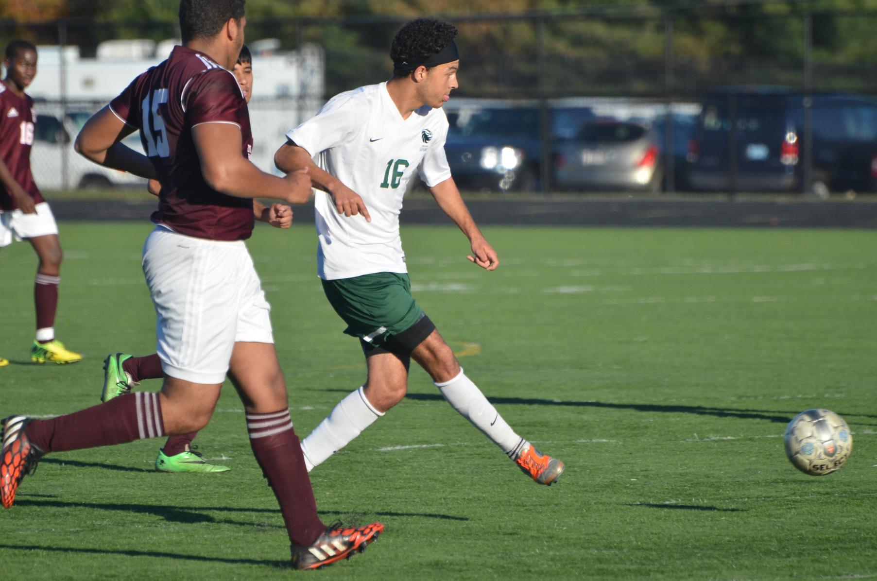 Andrade Keeps Up Torrid Scoring Pace In Men's Soccer Win Over CCRI